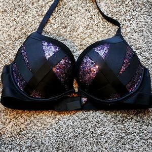 Womens Victoris Secret Push Up Bra